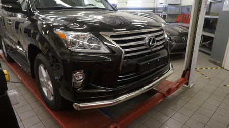 Защита переднего бампера - труба одинарная Lexus LX 570  LE57.33.1579