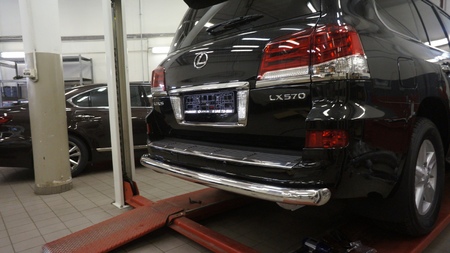 Защита заднего бампера - труба одинарная Lexus LX 570 LE57.55.1575
