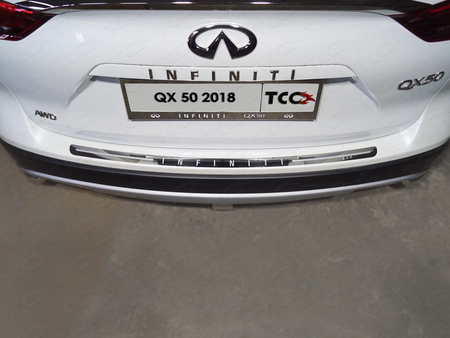 Накладка на задний бампер (лист зеркальный с надписью Infiniti) Infiniti QX50 (2018-2024) INFQX5018-08