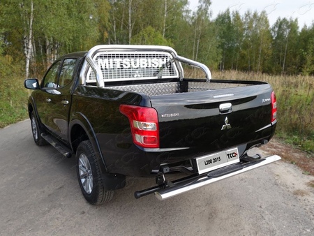 Защита заднего бампера центральная 120х60 мм с накладкой Mitsubishi L200 (2019-2024) MITL20019-44