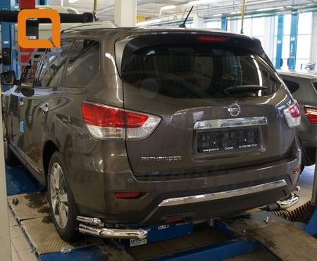 Защита заднего бампера - уголки Nissan X-Trail (2015-2018) NIPA.53.4050