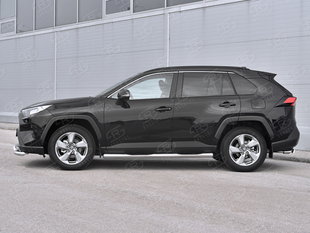 Пороги труба d76 с накладкой вариант 3 RUSSTAL Toyota RAV4 (2019-2025) TR4T-0033673