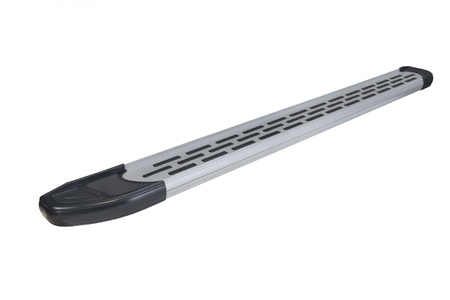 Пороги алюминиевые Slitkoff Premium Silver для Nissan X-Trail (2015-2023) AL-NXT15-10