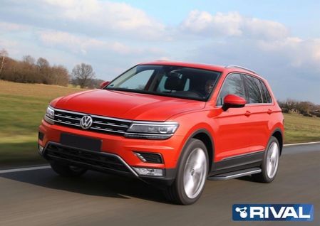 Пороги алюминиевые Premium Volkswagen  Tiguan (2017-2024) A173ALP.5802.4