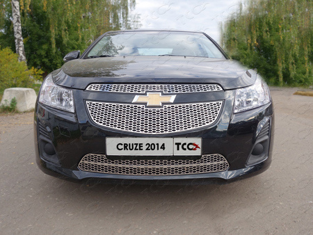 Решётка радиатора верхняя Chevrolet Cruze (sd/hb) (2013-2019) CHEVCRUZE14-01