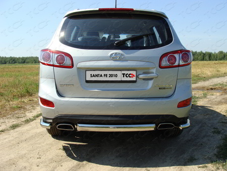 Защита заднего бампера (центральная овальная) 75х42 мм Hyundai Santa Fe (2010-2012) HYUNSF10-08