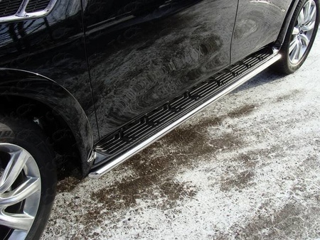 Защита порогов (укороченная) 42,4 мм Infiniti QX56 (2010-2014)  INFQX5611-07