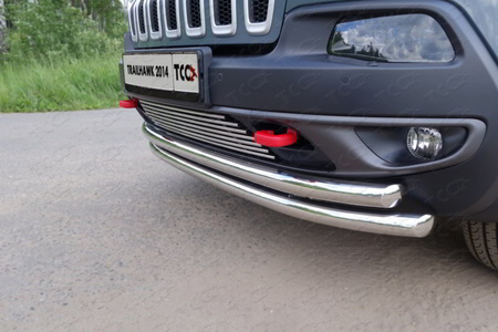 Решетка радиатора (2012 мм) Jeep Cherokee (Traihawk) (2014-2018) JEEPCHERTRAIL14-03