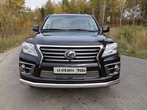 Решетка радиатора (треугольник) Lexus LX 570 Sport (2014-2015)