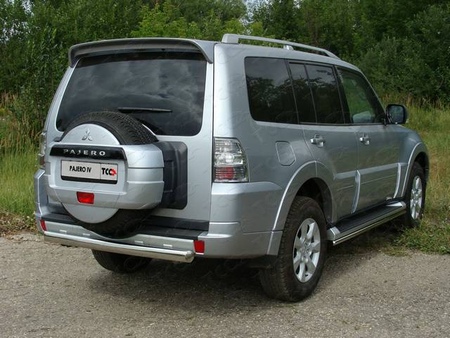 Защита заднего бампера (центральная) 75х42 мм Mitsubishi Pajero IV (2011-2014) MITPAJ413-07