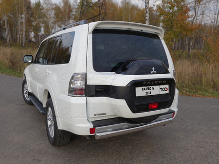 Защита заднего бампера (центральная) 75х42 мм Mitsubishi Pajero IV (2014-2024) MITPAJ414-11