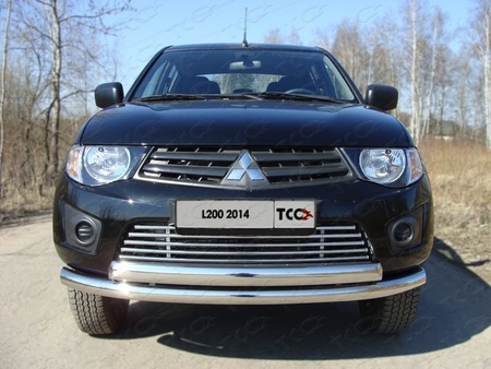 Решетка радиатора (2016 мм) Mitsubishi L200 (Long) (2014-2015) MITL20014-04