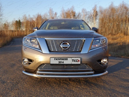 Решетка радиатора верхняя (2012 мм) Nissan Pathfinder (2014-2017) NISPAT14-06