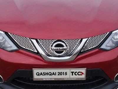 Решетка радиатора верхняя (лист) Nissan Qashqai (2014-2015) NISQASH14-20