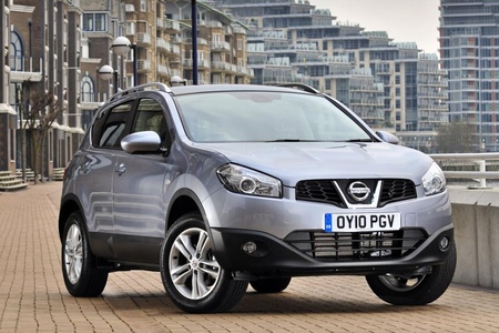 Пороги с площадкой 75х42 мм Nissan Qashqai (2010-2014) NISQASH10-10