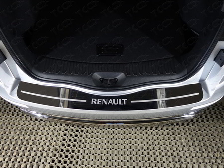 Накладка на задний бампер (лист зеркальный с надписью Renault) Renault Koleos (2017-2023)  RENKOL17-15