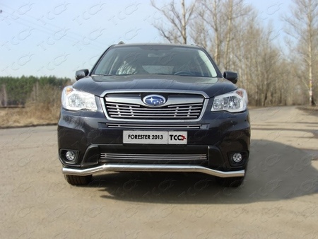 Решетка радиатора верхняя 12 мм Subaru  Forester (2013-2015) SUBFOR13-12