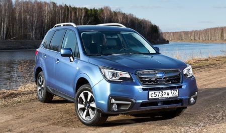 Пороги c площадкой 75х42 мм Subaru Forester (2015-2018) SUBFOR16-29