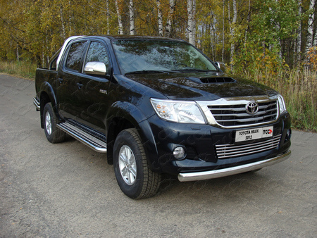 Защита передняя нижняя (овальная) 75х42 мм Toyota Hilux (2011-2015) TOYHILUX12-07