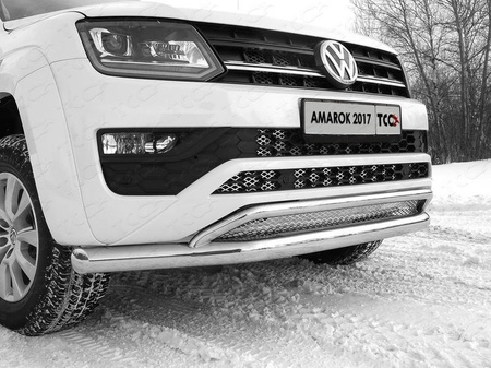 Решетка радиатора верхняя (лист) Volkswagen Amarok (2016-2023) VWAMAR17-01