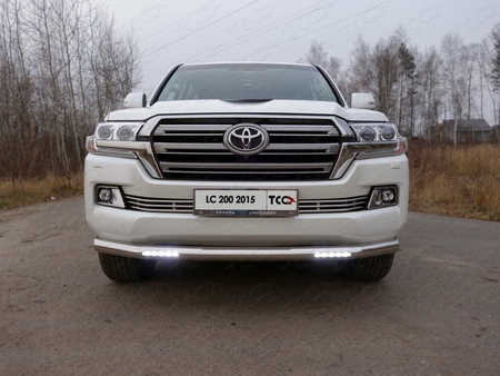 Решётка радиатора 12 мм Toyota Land Cruiser 200 (2015-2019) TOYLC20015-07