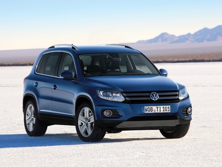 Пороги с площадкой 75х42 Volkswagen Tiguan (2011-2017) VWTIG11-11