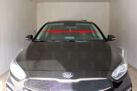 Дефлектор лобового стекла Kia Cerato (2018-2021) 84.ST2