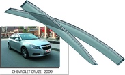 Дефлекторы боковых окон с хромированным молдингом Chevrolet Cruze седан (2009-2019)