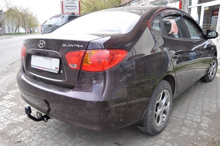 Фаркоп Bosal для Hyundai Elantra IV седан (2007-2012) 4242-A