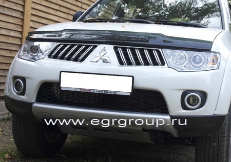 Дефлектор капота EGR Mitsubishis Pajero Sport (2008-2016)/ L200 (2007-2015) 026181