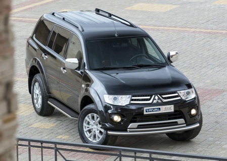 Пороги алюминиевые Premium Mitsubishi Pajero Sport  (2008-2016) A173ALP.4003.1