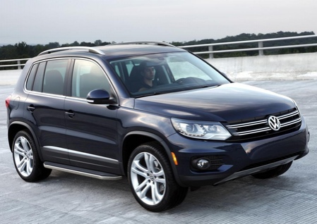 Пороги алюминиевые Premium Volkswagen Tiguan (2007-2017) A173ALP.5802.2