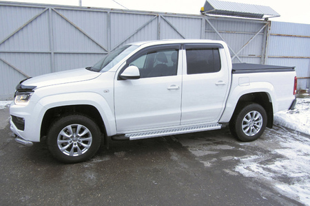 Пороги алюминиевые Slitkoff Standart Silver серебристые Volkswagen Amarok (2016-2023) AL-VWAM16-05