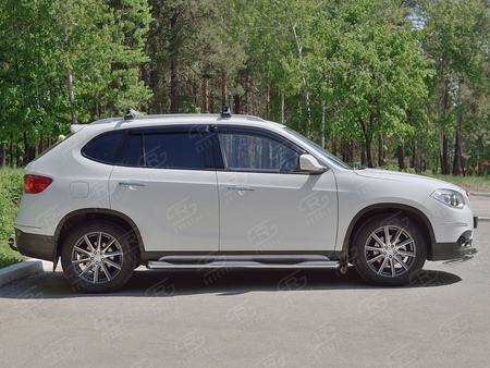 Пороги труба d76 с накладкой вариант 1 RUSSTAL Brilliance V5 (2014-2018) BV5T-0027041