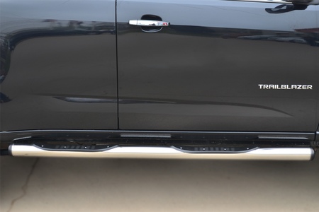 Пороги труба d76 с накладкой вариант 2 RUSSTAL Chevrolet Trailblazer (2013-2019) CTRT-0015102