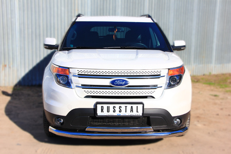 Защита переднего бампера d76 секции 75х42 овал дуга RUSSTAL Ford Explorer (2012-2016) FEZ-001310