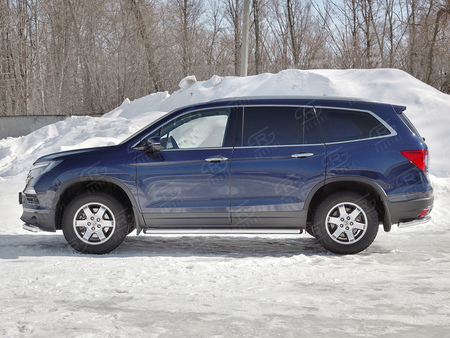 Пороги труба d63 вариант 1 RUSSTAL Honda Pilot (2016-2025) HPT-0029221