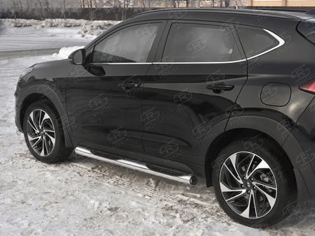 Пороги труба d76 с накладкой вариант 2 RUSSTAL Hyundai Tucson (2018-2021) HTT-0031012