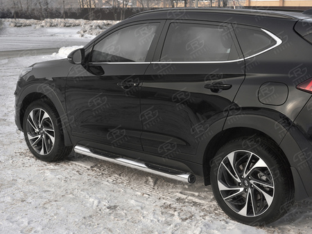 Пороги труба d76 с накладкой вариант 2 RUSSTAL Hyundai Tucson (2018-2021) HTT-0031012