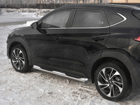 Пороги труба d76 с накладкой вариант 3 RUSSTAL Hyundai Tucson (2018-2021) HTT-0031013