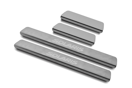 Накладки на пороги шлифованные с надписью RUSSTAL для Hyundai Solaris (2017-2024) HYSOL17-03