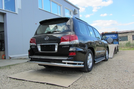 Защита заднего бампера d76+d42 двойная Lexus LX 570 (2012-2022) LLX570-12-011