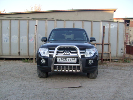 Кенгурятник d76 высокий с защитой картера Mitsubishi Pajero (2006-2024) MPJ001