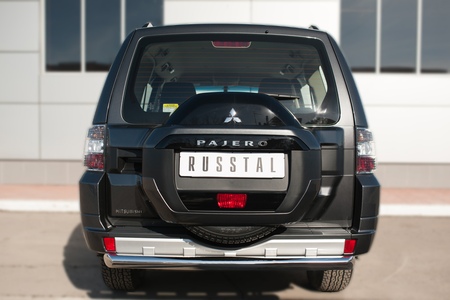 Защита заднего бампера d76 дуга RUSSTAL Mitsubishi Pajero (2014-2024) MPZ-002048