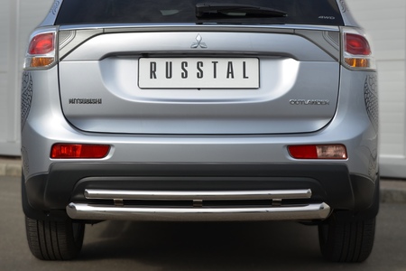 Защита заднего бампера d76х42 дуга RUSSTAL Mitsubishi Outlander (2012-2014) MRZ-001059