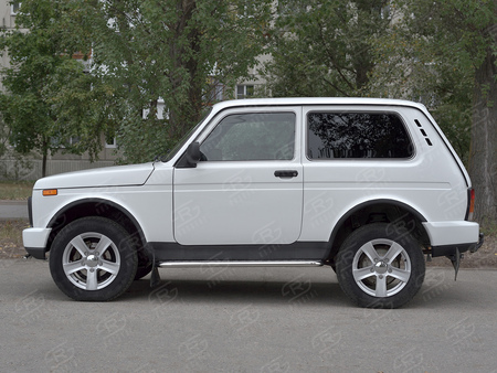 Пороги труба d42 с листом (лист алюминий, профиль сталь) вариант 2 3дв. RUSSTAL Lada 4x4 Urban (2014-2021) NUL-0028112