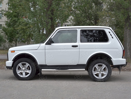 Пороги труба d76 с накладкой вариант 3 3дв. RUSSTAL Lada 4x4 Urban (2014-2021) NUT-0028133