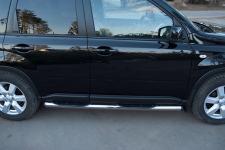 Пороги труба d76 с накладками вариант 2 RUSSTAL Nissan X-Trail (2011-2014) NXT-0100972