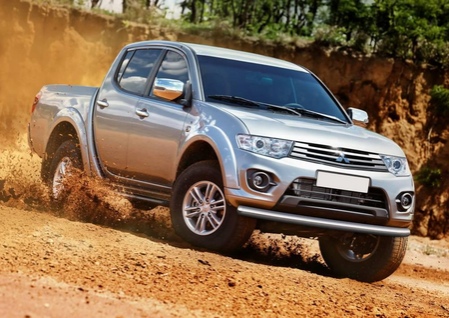 Защита переднего бампера d76 Mitsubishi L200 (2006-2015) R.4004.015