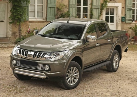 Защита переднего бампера 75x42 овал Mitsubishi L200 (2015-2019) R.4011.003